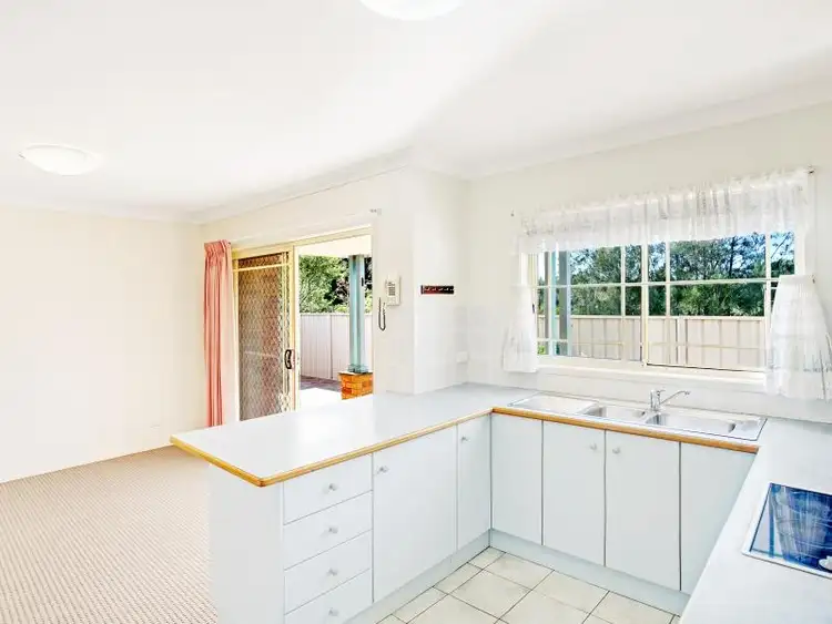 Fourth view of Homely villa listing, 8/99 Pioneer Rd, East Corrimal NSW 2518