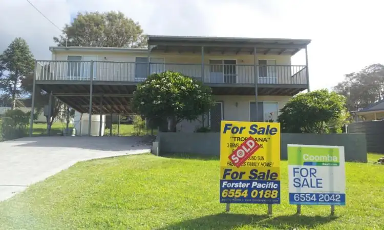 Main view of Homely house listing, 33 Warralong St, Coomba Park NSW 2428