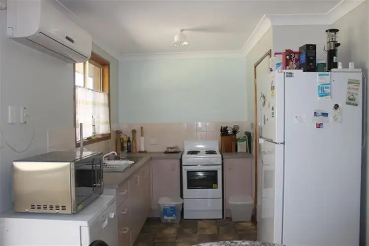 Fourth view of Homely villa listing, 1/3 Fairlands Rd, Mallabula NSW 2319