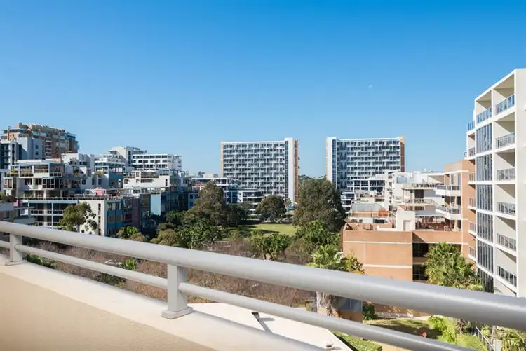 Fourth view of Homely apartment listing, 806 Bourke St, Waterloo NSW 2017