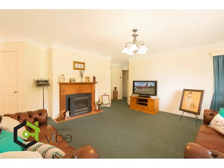 Third view of Homely house listing, 32 Brosnahan Ct, Belivah QLD 4207