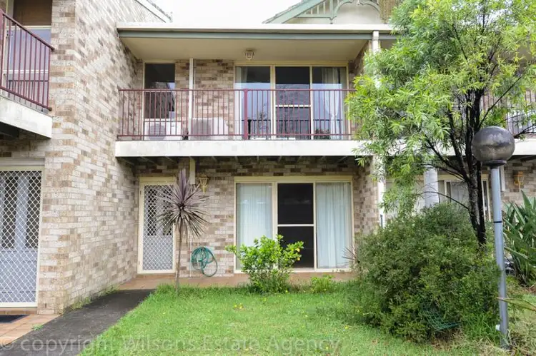 2/44 Pratley St, Woy Woy NSW 2256