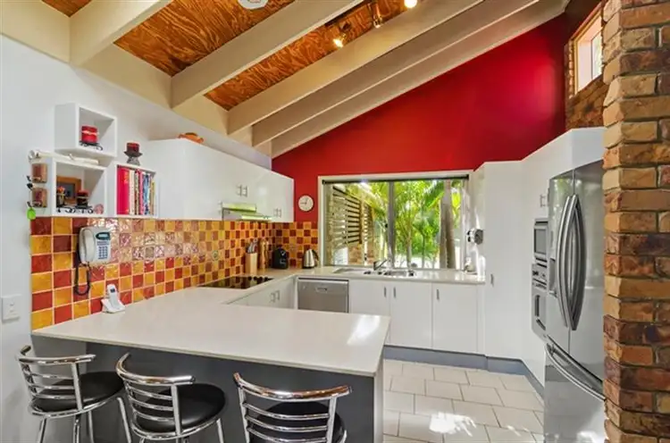 Fifth view of Homely house listing, 2 Betony Ct, Elanora QLD 4221