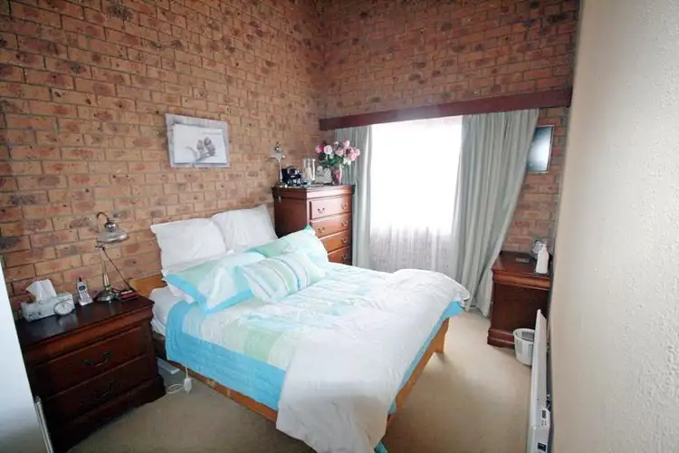 Fifth view of Homely apartment listing, 4/21 Magnolia Ave, Kalkite NSW 2627