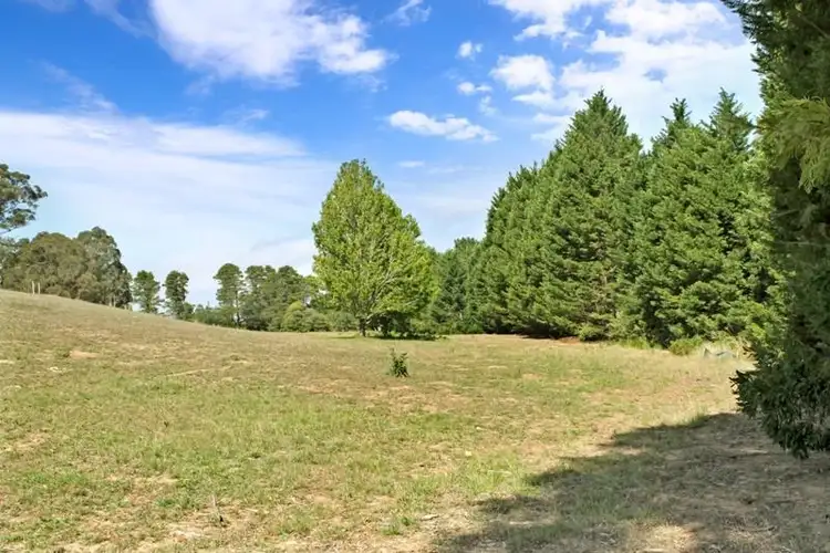 14 Rochester Dr, Bundanoon NSW 2578