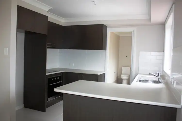 Fifth view of Homely townhouse listing, 9/5-7 Winpara Cl, Tahmoor NSW 2573