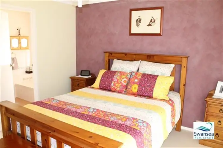 Fifth view of Homely house listing, 10 Nioka Pl, Swansea NSW 2281