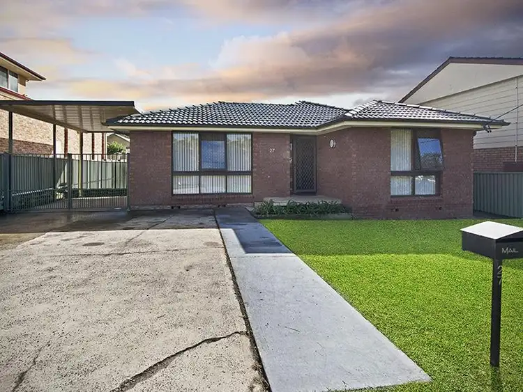 27 Jetty Ave, Charmhaven NSW 2263