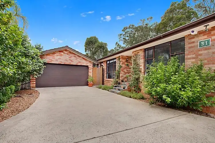 31 Lancia Dr, Ingleburn NSW 2565
