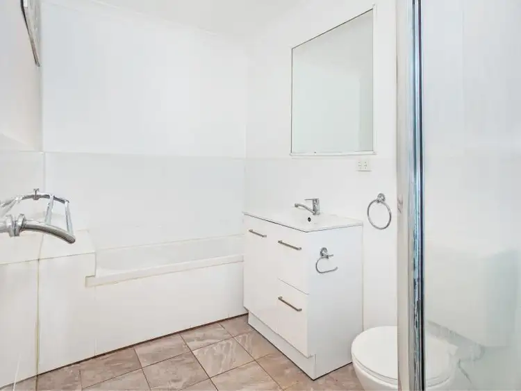 Sixth view of Homely villa listing, 1/261 Rothery St, Corrimal NSW 2518