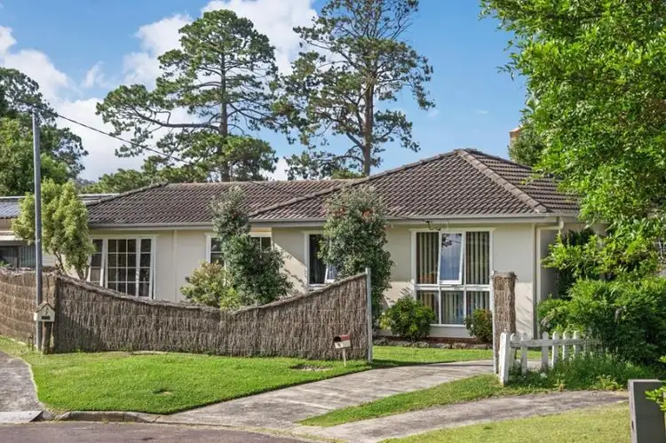 6 Primrose Pl, Woy Woy NSW 2256