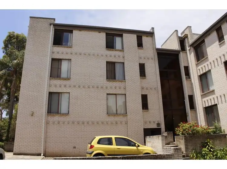 11/168 Greenacre Rd, Bankstown NSW 2200