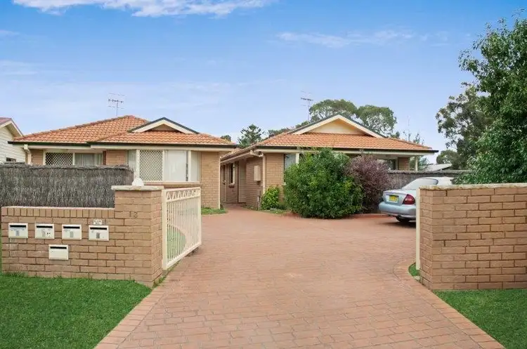 Second view of Homely semi-detached listing, 4/13 Hume Bvd, Killarney Vale NSW 2261