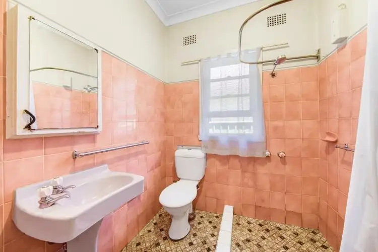 Sixth view of Homely house listing, 129 Paton St, Woy Woy NSW 2256