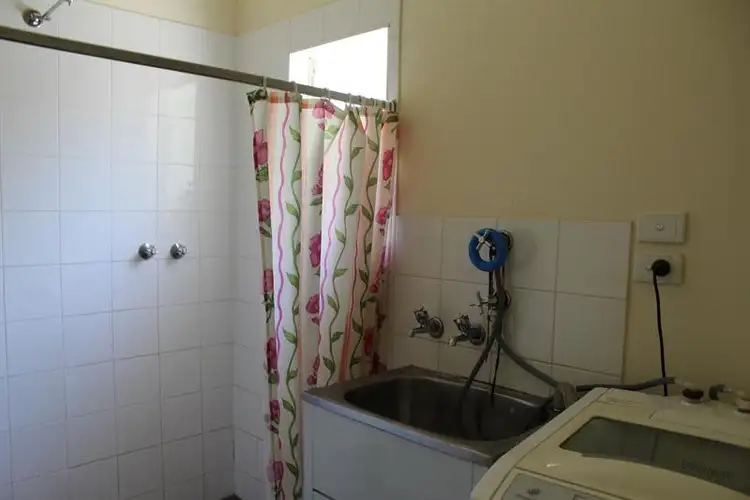 Sixth view of Homely semi-detached listing, 297 Gulpha St, North Albury NSW 2640