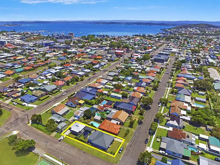 Fifth view of Homely house listing, 2 Hitchcock Ave, Belmont NSW 2280
