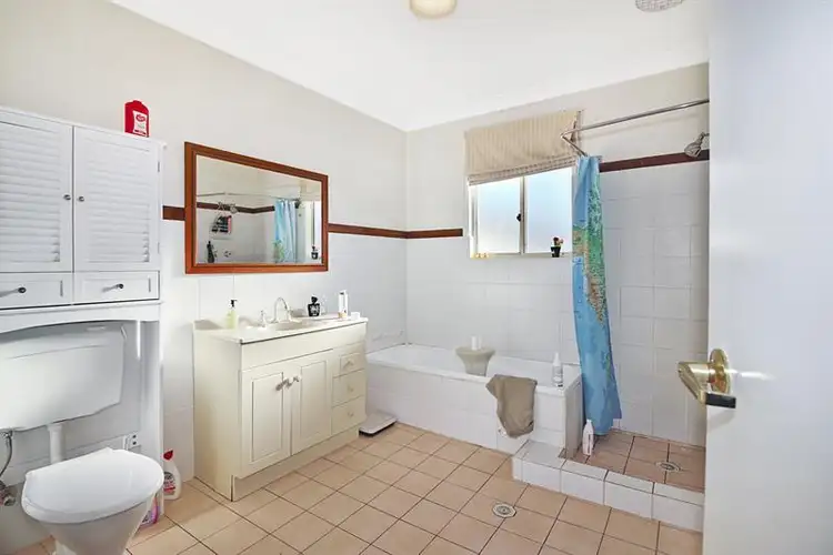 Fourth view of Homely house listing, 4 Papeete Ave, Lethbridge Park NSW 2770