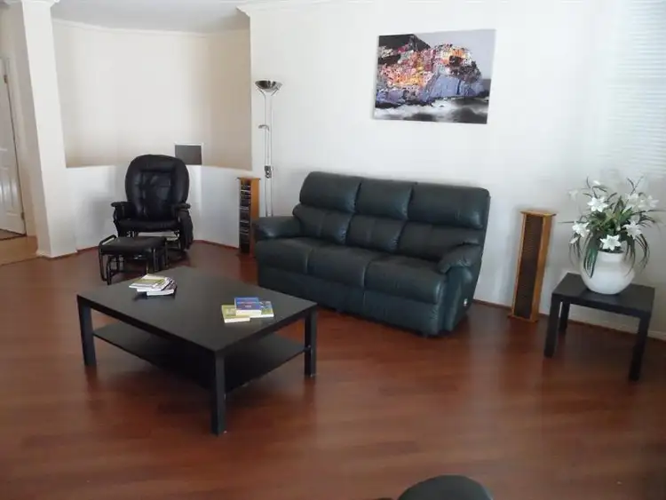 Fourth view of Homely house listing, 10 Dillagar Pl, Lavington NSW 2641