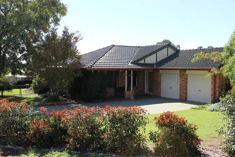 2 Willowbend Way, Dubbo NSW 2830