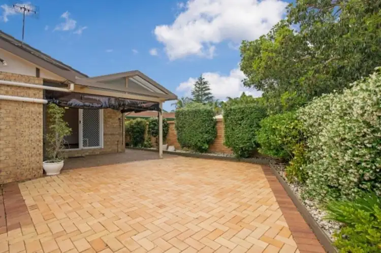 1/18 Bowden Rd, Woy Woy NSW 2256