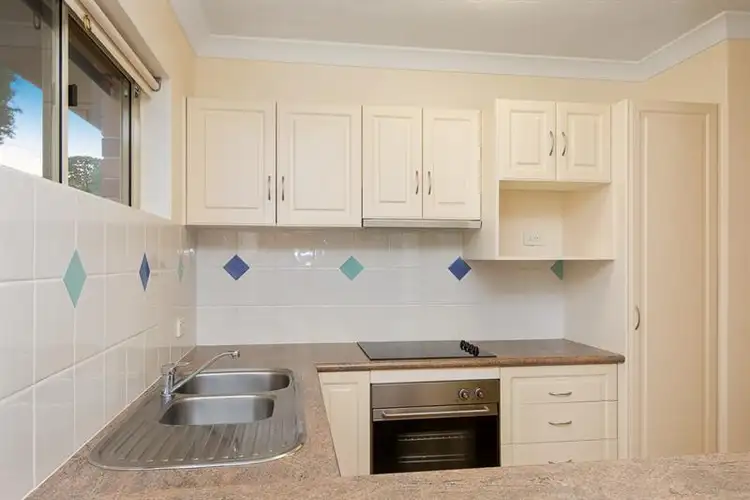 Sixth view of Homely apartment listing, 5/48 Lothian St, Annerley QLD 4103