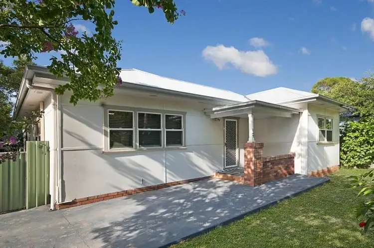 147 Memorial Ave, Ettalong Beach NSW 2257