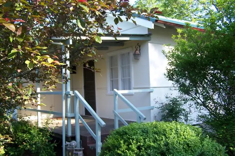 10 Middle Rd