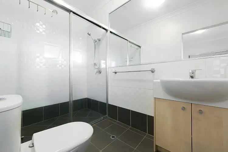 Sixth view of Homely unit listing, 8/11 Onslow St, Ascot QLD 4007