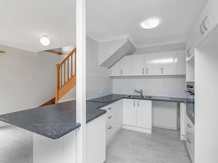 Second view of Homely townhouse listing, 1/27 Brassey St, Fairfield QLD 4103