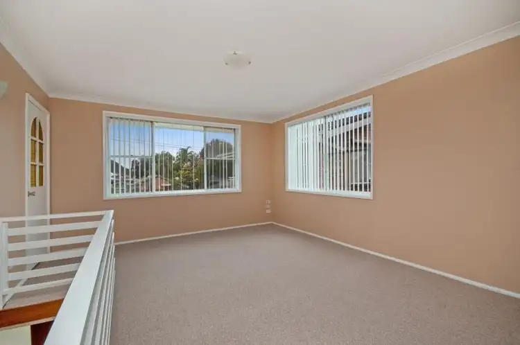 Fourth view of Homely townhouse listing, 4/261 Ocean Beach Rd, Umina Beach NSW 2257