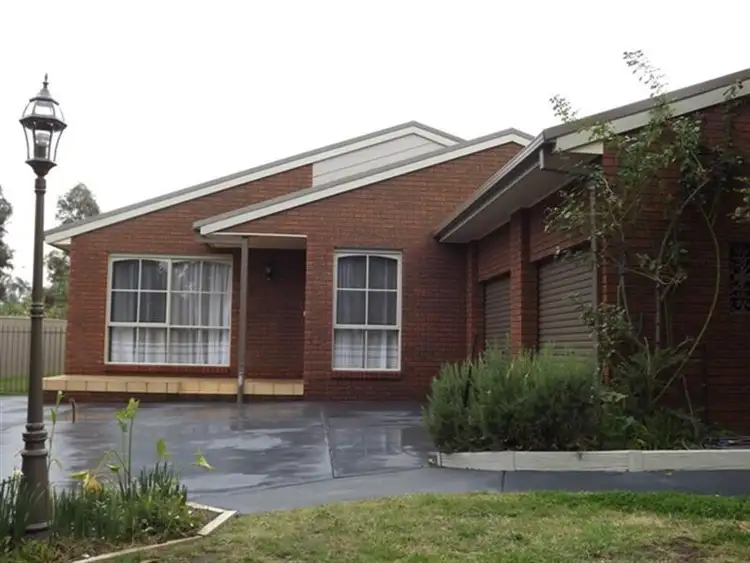 14 Doongan Pl, West Albury NSW 2640