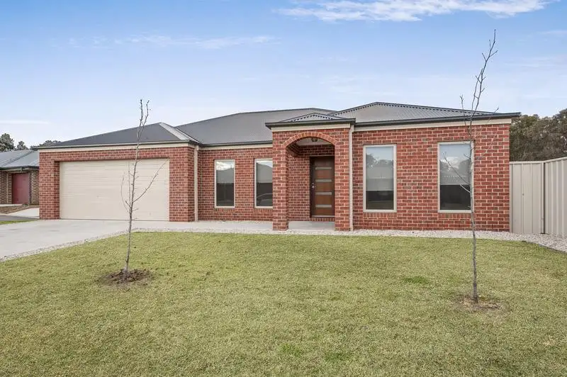 Main view of Homely house listing, 6 Anna Ct, North Albury NSW 2640