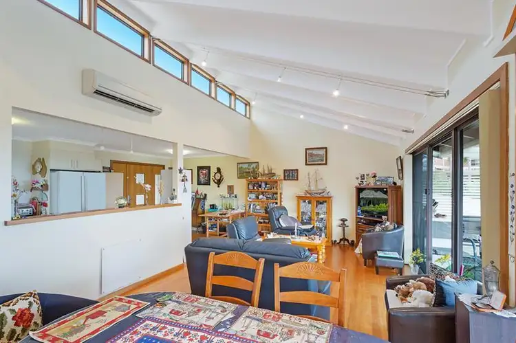Fifth view of Homely house listing, 4 Waratah Ct, Tura Beach NSW 2548