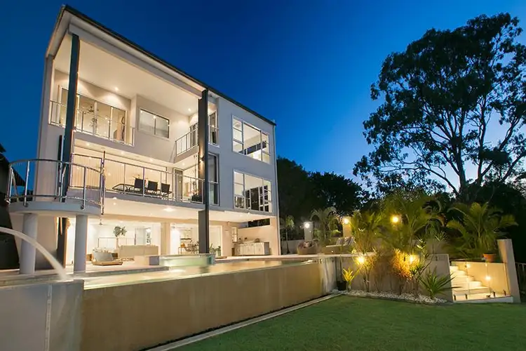 101 Brisbane Cso, Fairfield QLD 4103