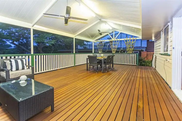 84 Lutzow St, Tarragindi QLD 4121
