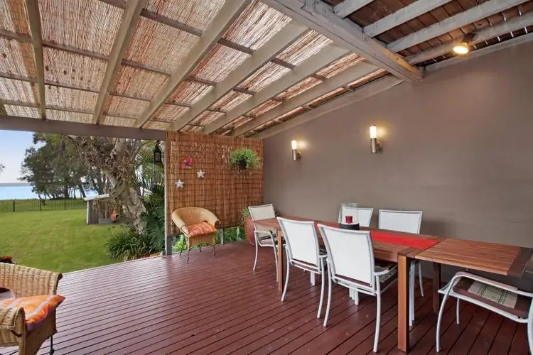 Second view of Homely house listing, 372 Tuggerawong Rd, Tuggerawong NSW 2259