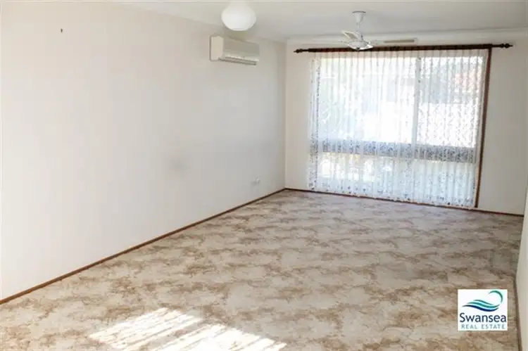 Fifth view of Homely villa listing, 5/16 Lake Rd, swansea NSW 2281