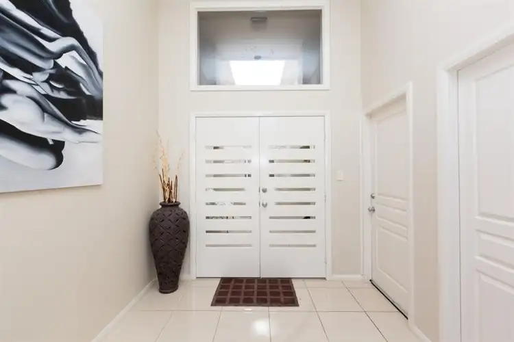 Fourth view of Homely house listing, 1 Cascade Ct, Dubbo NSW 2830