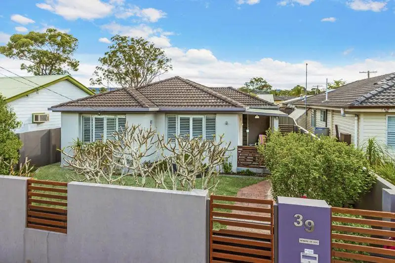 Main view of Homely house listing, 39 Commonwealth Ave, Blackwall NSW 2256