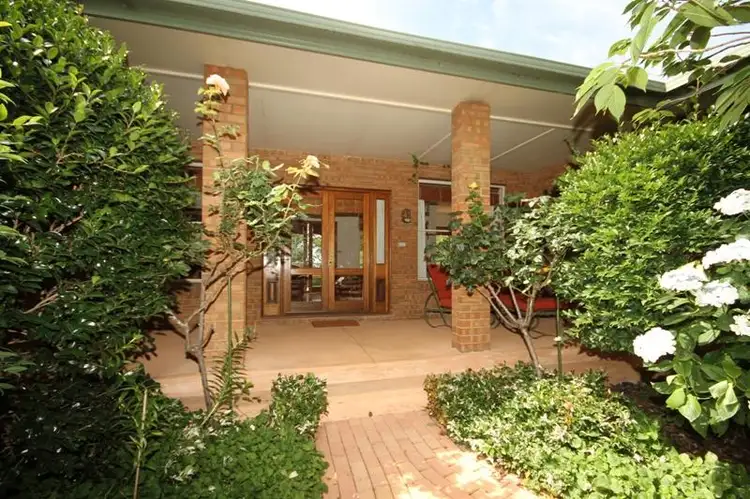 25 Ben Nevis  Cct, Bundanoon NSW 2578
