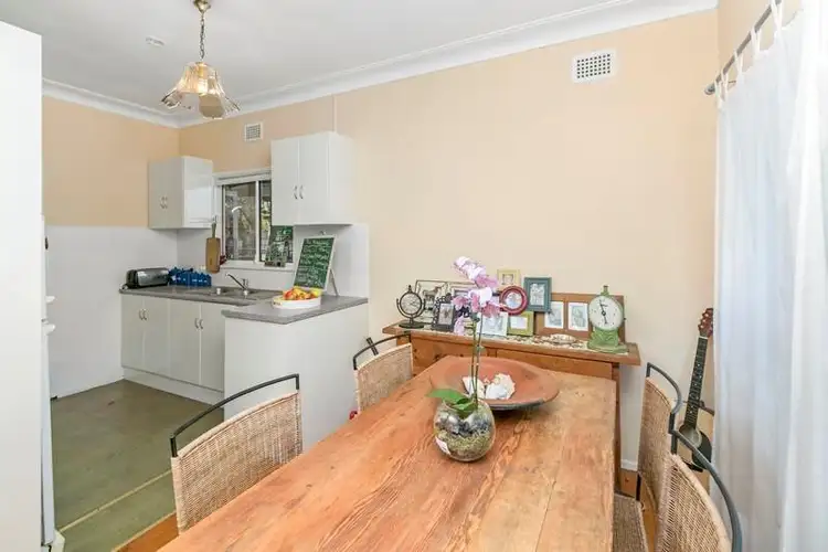 Sixth view of Homely house listing, 5 Greenfield Pl, Forestville NSW 2087