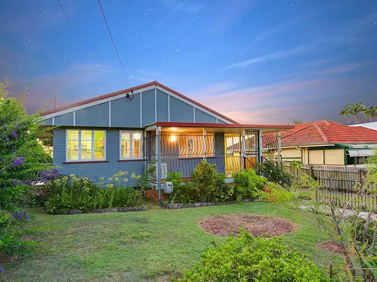 89 Lutzow St, Tarragindi QLD 4121