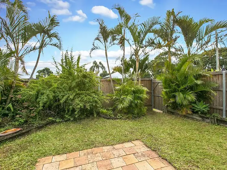 Fourth view of Homely townhouse listing, 1/27 Brassey St, Fairfield QLD 4103