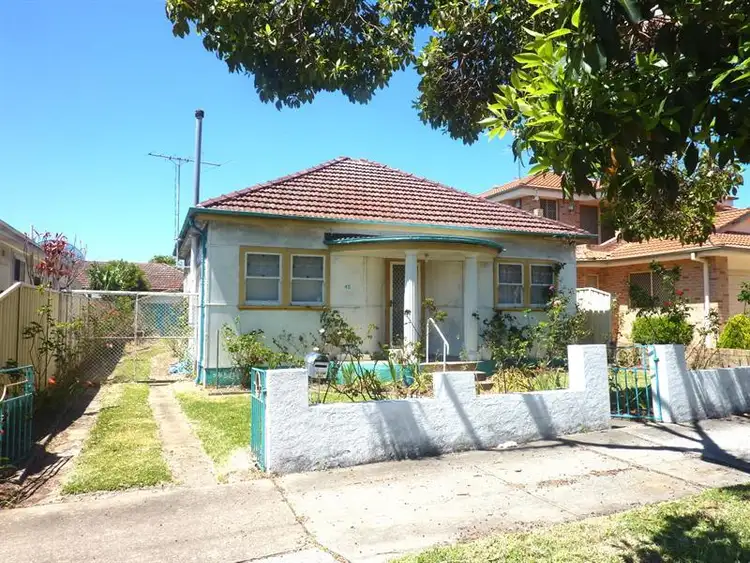 45 Edgbaston Rd, Beverly Hills NSW 2209