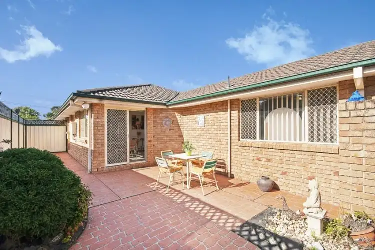 2/131 Blackwall Rd, Woy Woy NSW 2256