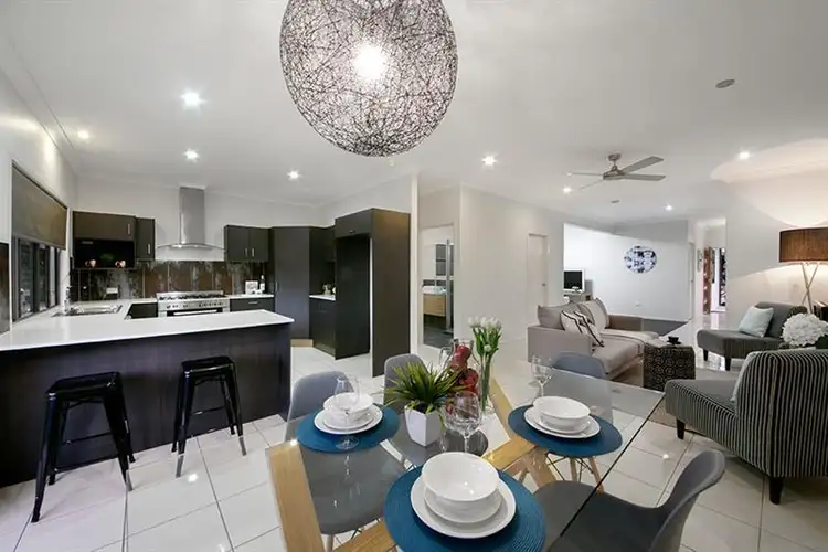 76 Stanley Rd, Camp Hill QLD 4152