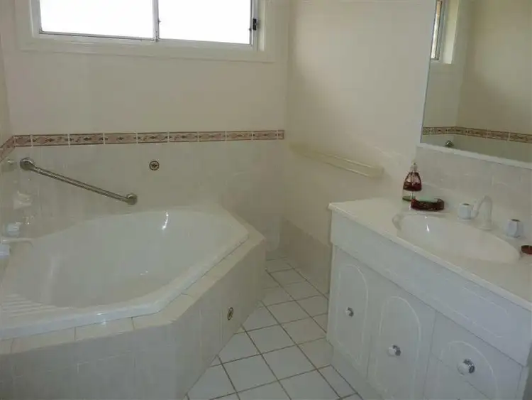 Fourth view of Homely villa listing, 2/11 Mayfair Pl, Forster NSW 2428