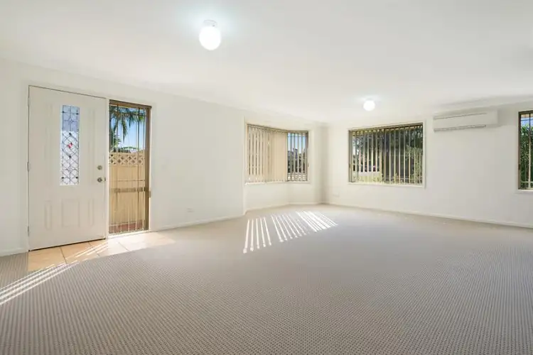 Fifth view of Homely villa listing, 1/134 Barrenjoey Rd, Ettalong Beach NSW 2257
