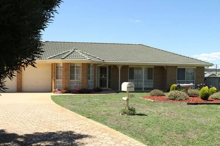 34 Eliza Power Dr, Marulan NSW 2579