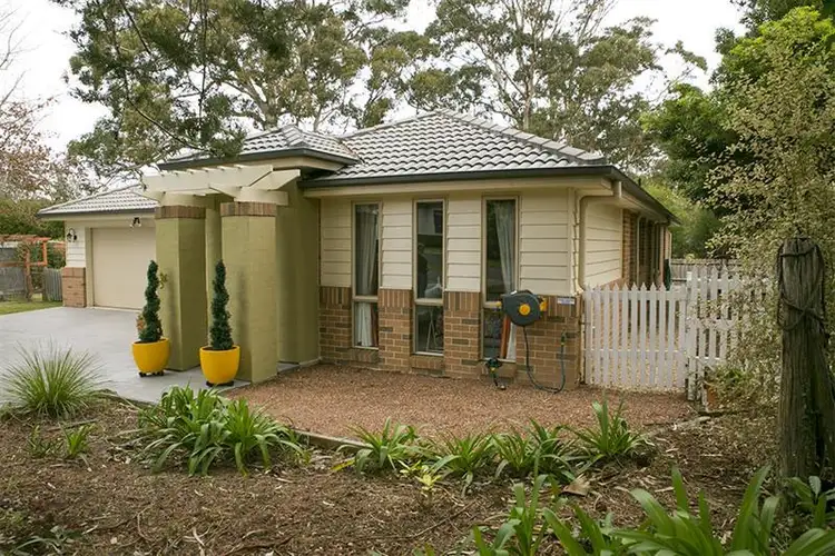 2 Brigadoon Dr, Bundanoon NSW 2578